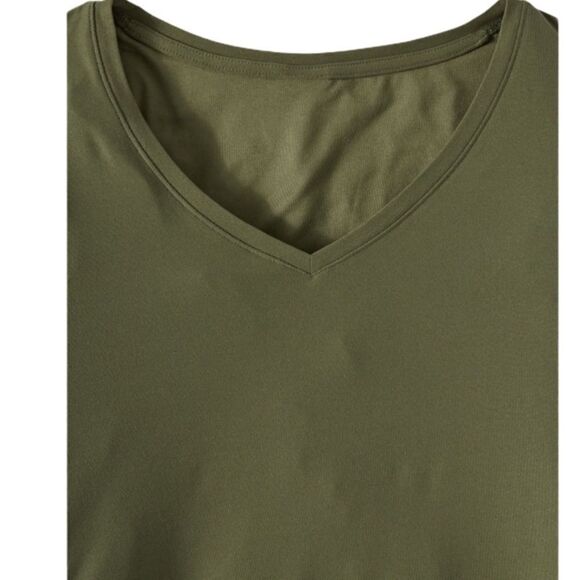 Nwt MATERNITY V-NECK T-SHIRT GREEN TIME AND TRU - Picture 2 of 4
